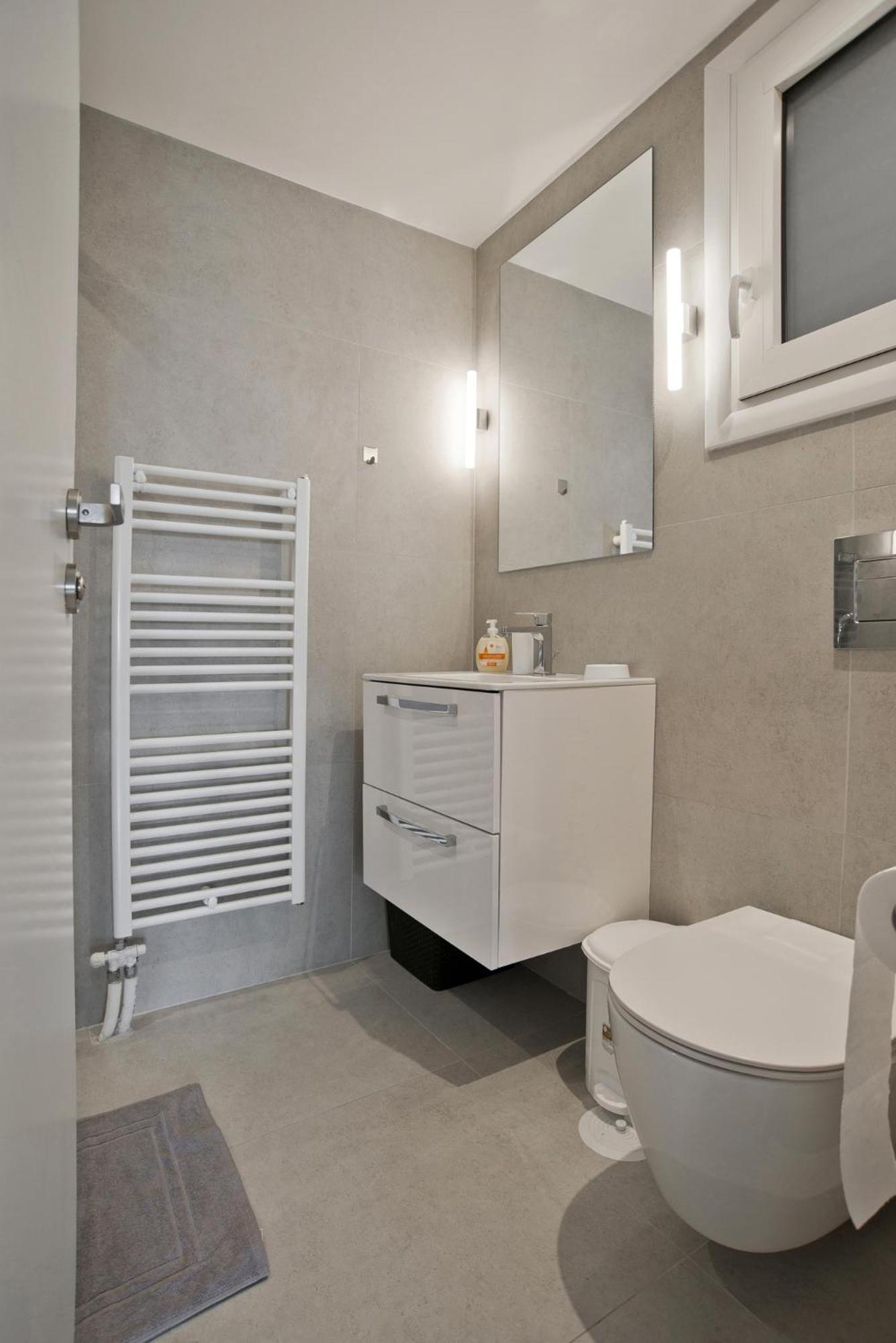 Belle Helene Apartment *