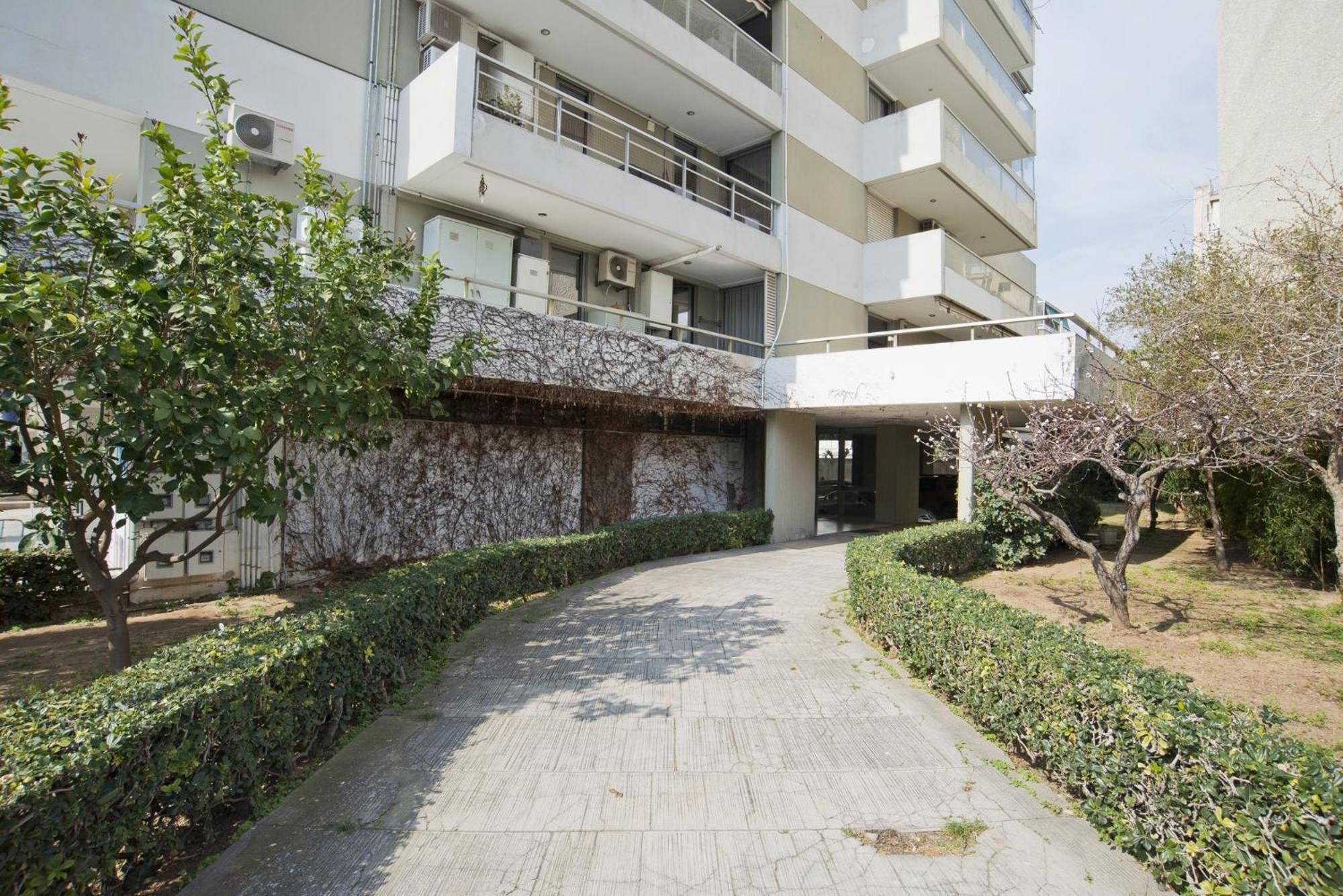Belle Helene Apartment *